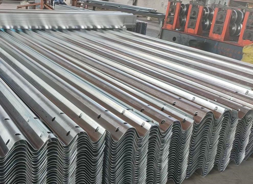 高速护栏板轮廓标以及波形护栏板外观设计要求重点